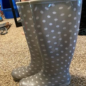 Itasca Rain Boots DONATING SOON!